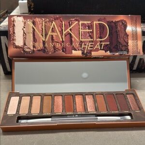 Urban Decay Orange and Brown Eyeshadow Palette Warm Tones